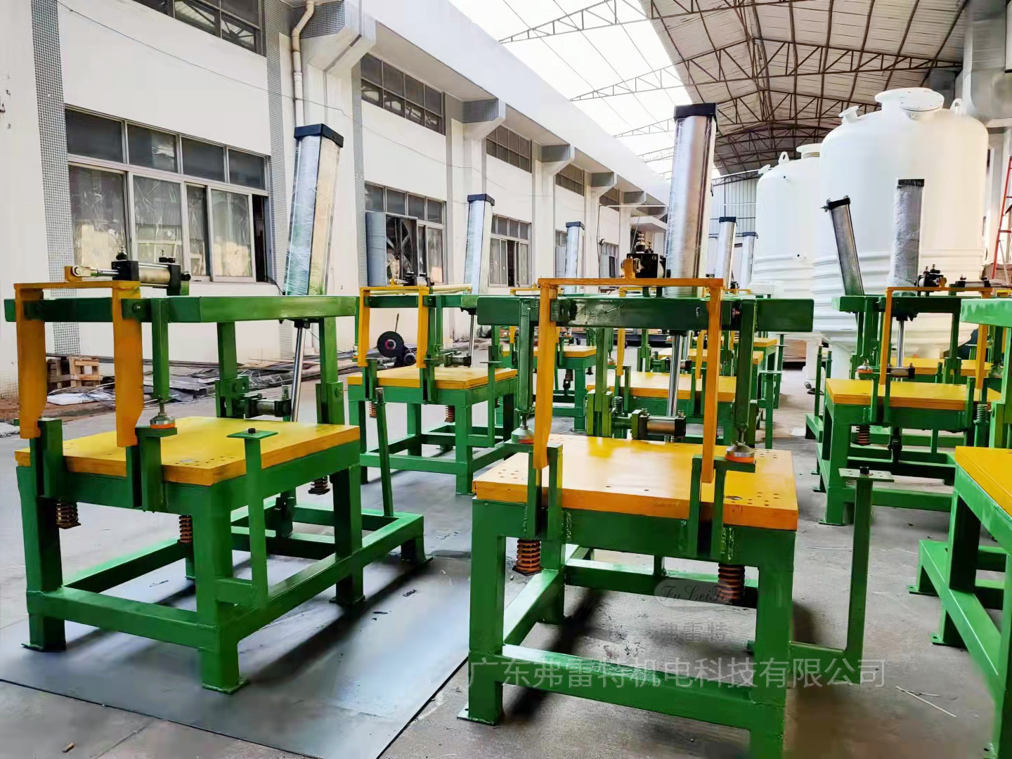 1673062843514712.jpg 發泡模具-(3).jpg